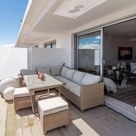 Perfect 3 Bed In Le Mirage With Seaview Rdr313